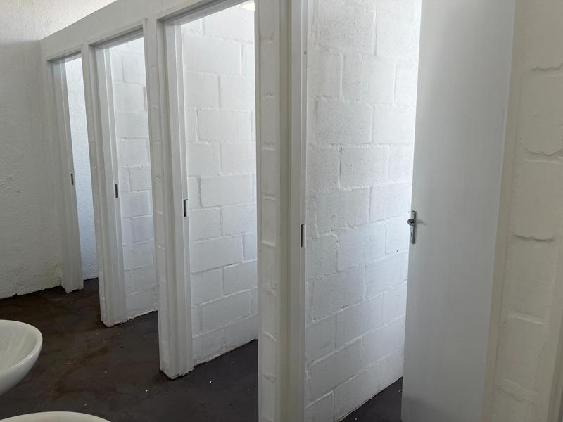 To Let Commercial Property for Rent in Maitland Western Cape